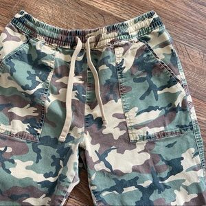 Camo pants